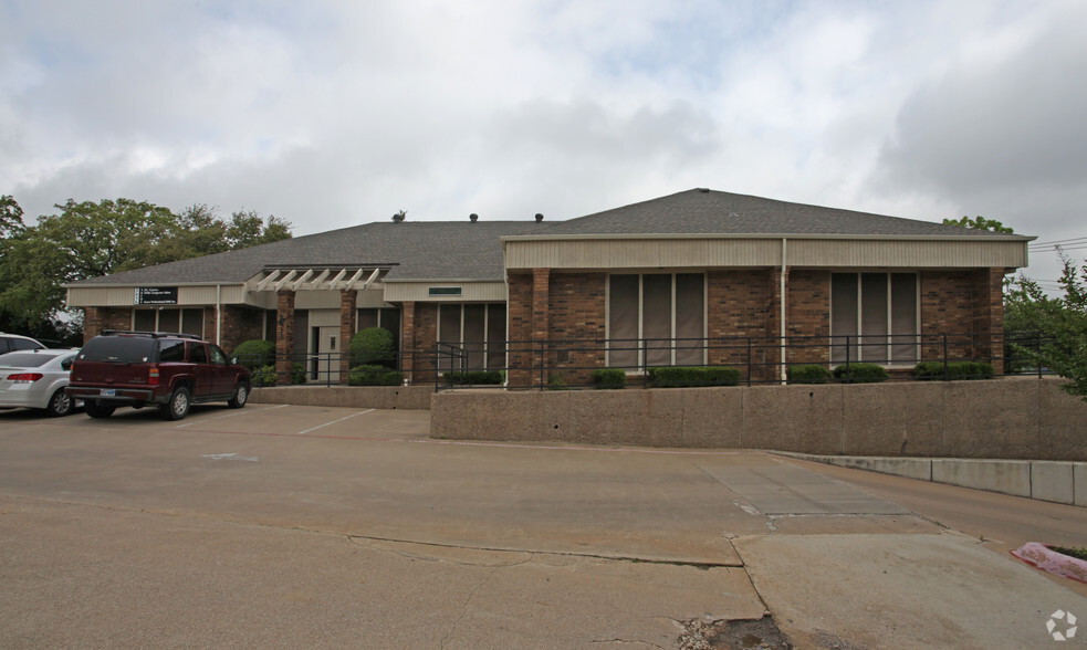 5612 SW Green Oaks Blvd, Arlington, TX en alquiler - Foto del edificio - Imagen 1 de 7