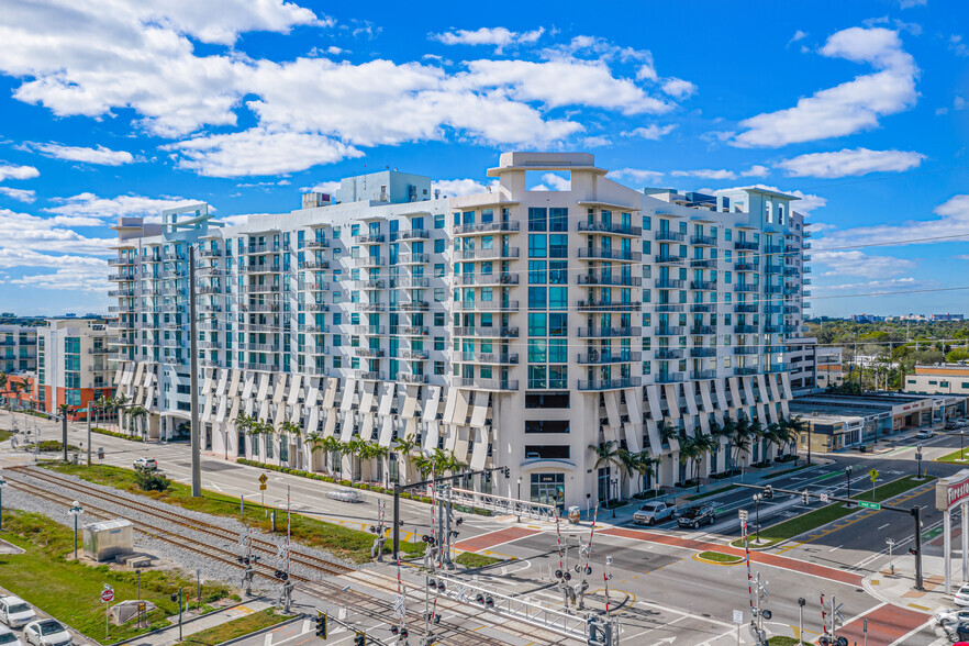 2100-2118 Hollywood Blvd, Hollywood, FL en alquiler - Foto principal - Imagen 1 de 37