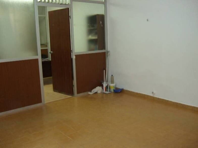 Edificio residencial en Sabadell, Barcelona en venta - Foto del interior - Imagen 2 de 9