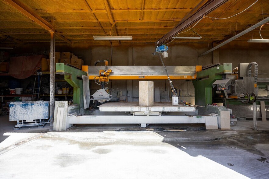 Nave en Madrid, Madrid en venta - Foto del interior - Imagen 3 de 15