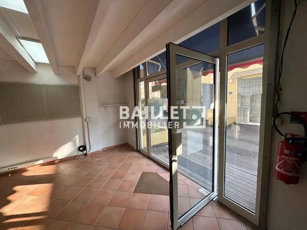 Nave en Antibes en venta Foto del interior- Imagen 1 de 18