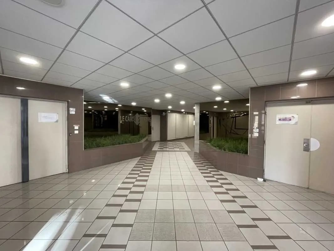 5 Rue Gorge De Loup, Lyon en alquiler Vestíbulo- Imagen 1 de 15