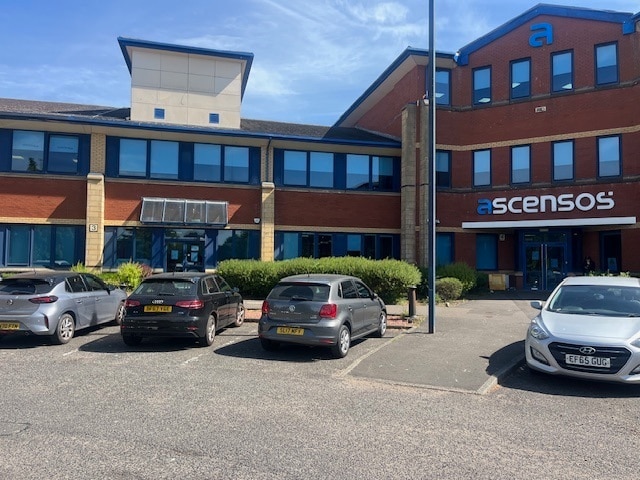 5 North Ave, Clydebank en alquiler - Foto del edificio - Imagen 3 de 3