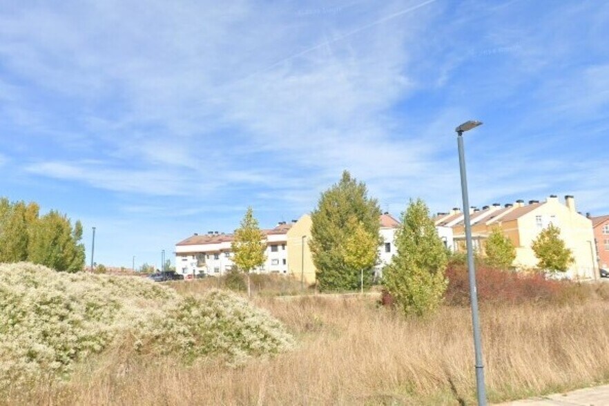 Arrabal S-20 Cortes Oeste, S/N, Burgos, Burgos en venta - Foto del edificio - Imagen 3 de 10