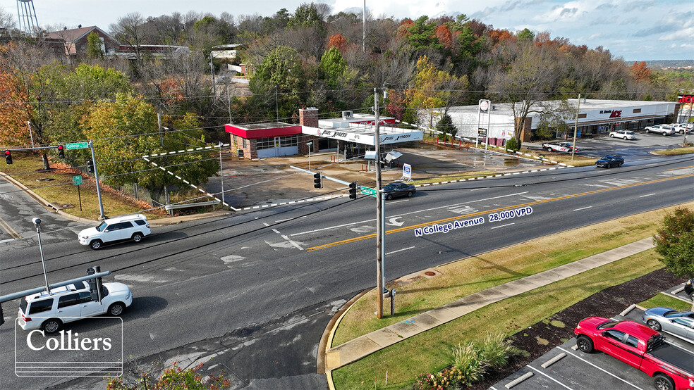 1501 N College Ave, Fayetteville, AR en alquiler - Foto del edificio - Imagen 3 de 3