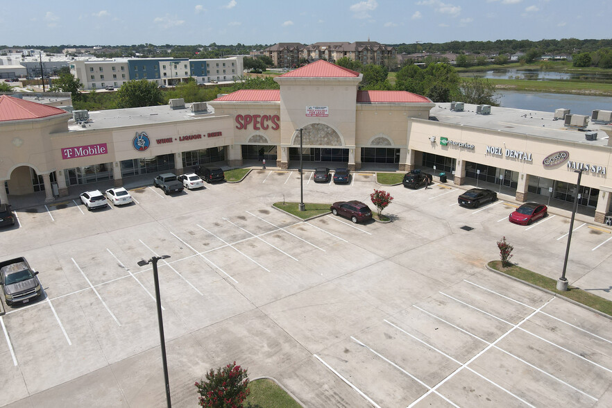 11130 Gulf Fwy, Houston, TX en alquiler - Foto del edificio - Imagen 2 de 45