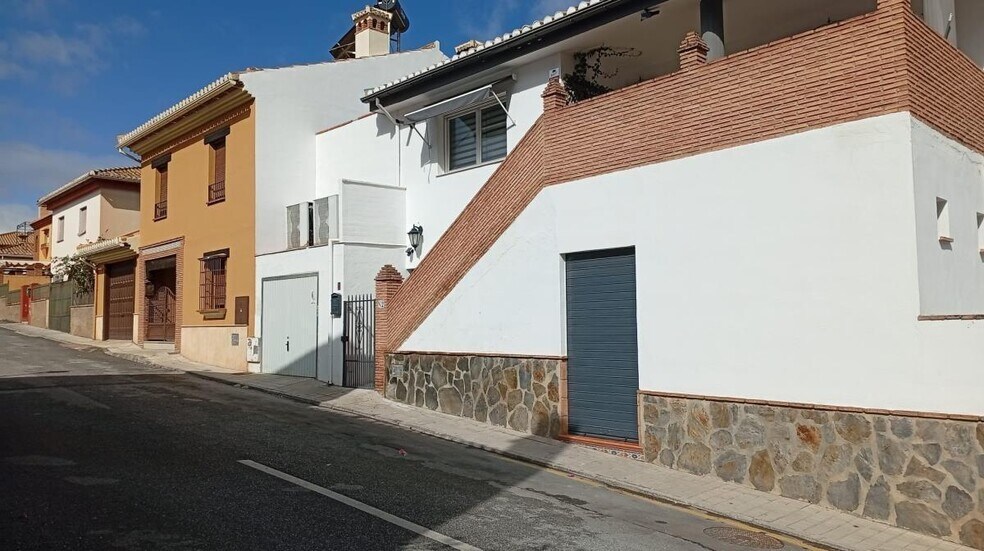 Local en Monachil en venta - Foto del edificio - Imagen 3 de 30
