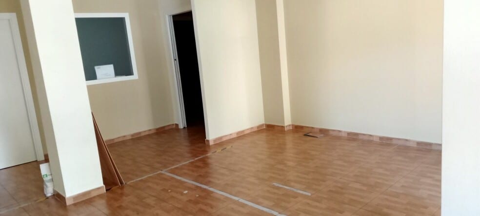 Local en Cáceres en alquiler - Foto del edificio - Imagen 3 de 8