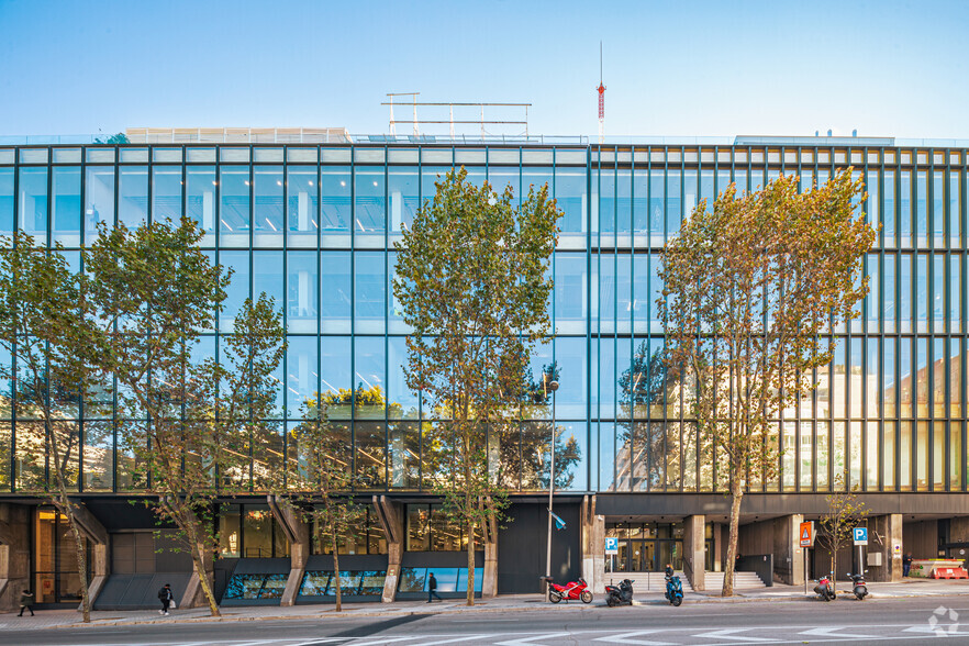 Calle De Ríos Rosas, 26, Madrid, Madrid en alquiler - Foto del edificio - Imagen 3 de 3