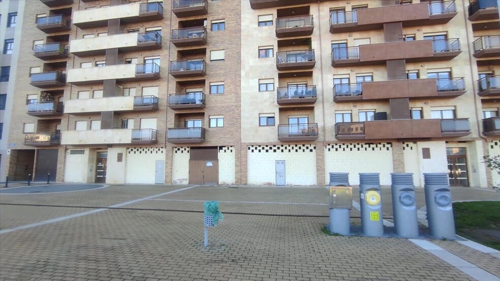 Plaza Cámara de Comercio de León, León, León en venta - Foto del edificio - Imagen 2 de 17
