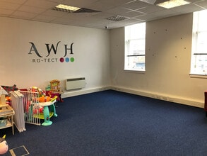 2 Miller Rd, Ayr en alquiler Foto del interior- Imagen 1 de 3