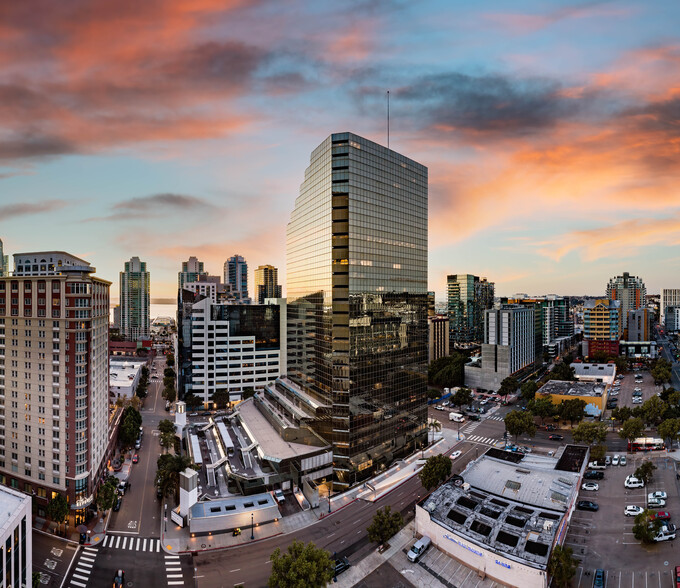 401 W A St, San Diego, CA en alquiler - Foto del edificio - Imagen 1 de 13