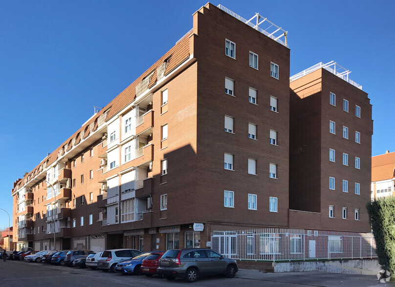 Locales en Alcalá De Henares, MAD en alquiler - Foto del edificio - Imagen 2 de 2