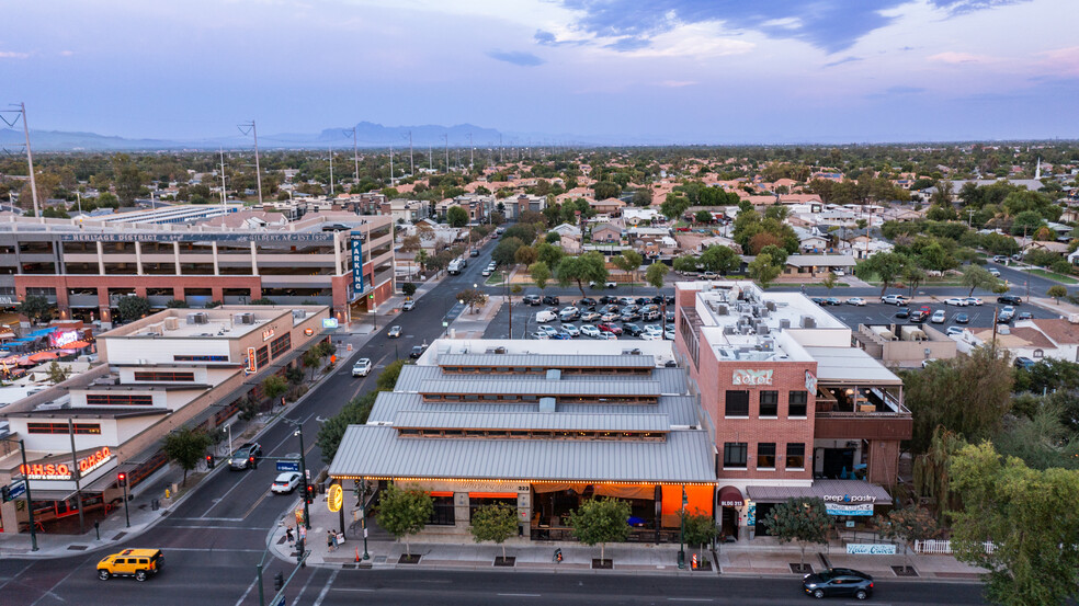 313 N Gilbert Rd, Gilbert, AZ en alquiler - Foto del edificio - Imagen 2 de 12