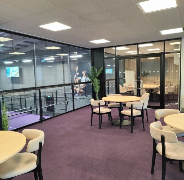 1 Triumph Rd, London en alquiler - Foto del edificio - Imagen 3 de 4