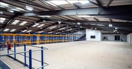 49-53 Standard Rd, London en alquiler Foto del interior- Imagen 2 de 4