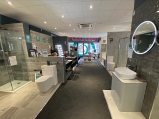 Más detalles de 21-23 Washway Rd, Sale - Local en alquiler