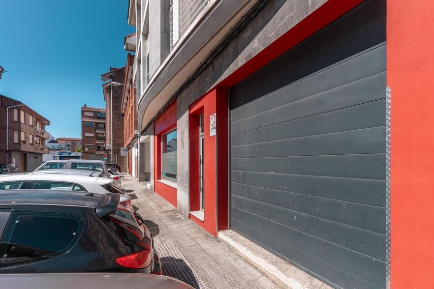 Local en Laviana en venta - Foto del edificio - Imagen 3 de 31