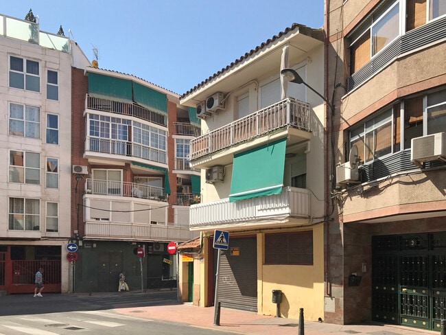 Más detalles de Calle Polvoranca, 6, Getafe - Edificio residencial​ en venta