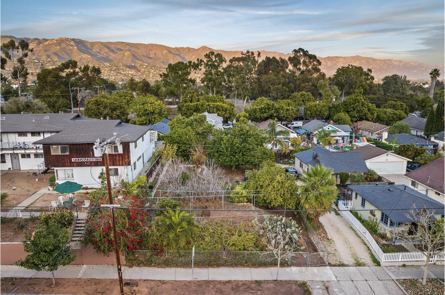 526 San Pascual St, Santa Barbara, CA en venta - Vista aérea - Imagen 2 de 7