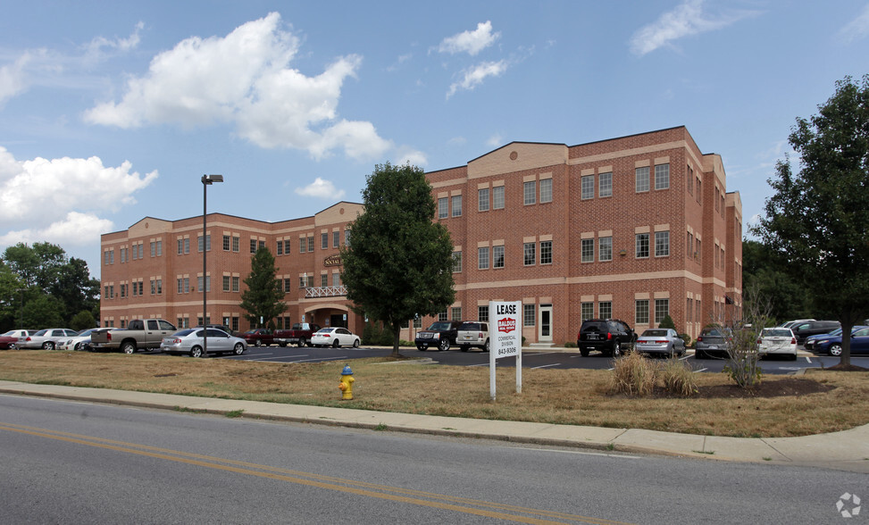 200 Kent Ave, La Plata, MD en alquiler - Foto del edificio - Imagen 1 de 11