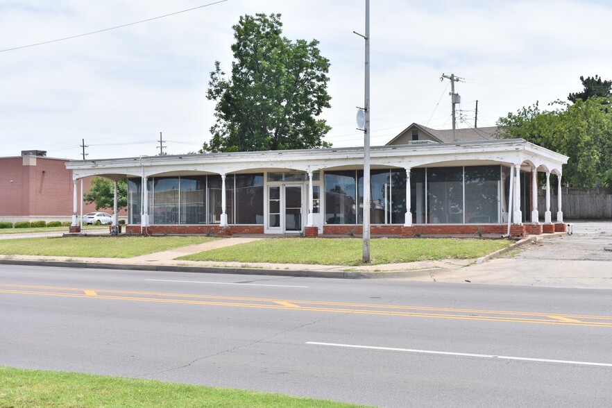 1304 NW 23rd St, Oklahoma City, OK en alquiler - Foto del edificio - Imagen 1 de 2