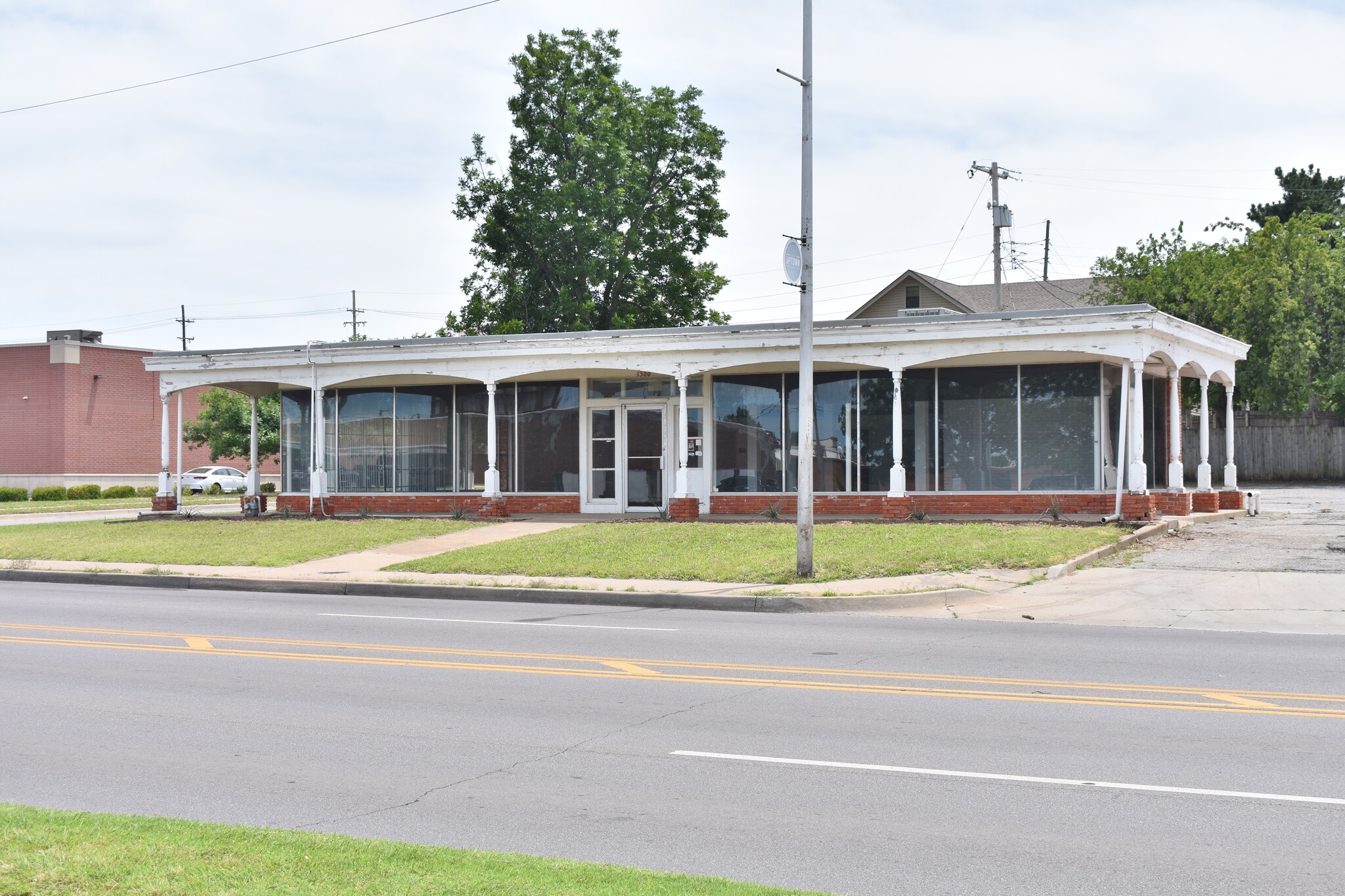 1304 NW 23rd St, Oklahoma City, OK en alquiler Foto del edificio- Imagen 1 de 3