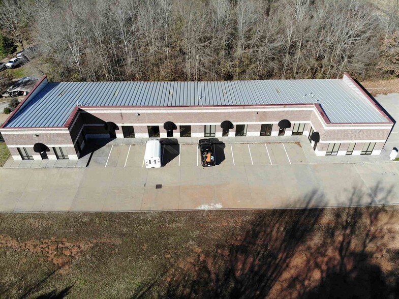 441 E Ridgeway Rd, Commerce, GA en alquiler - Vista aérea - Imagen 1 de 9