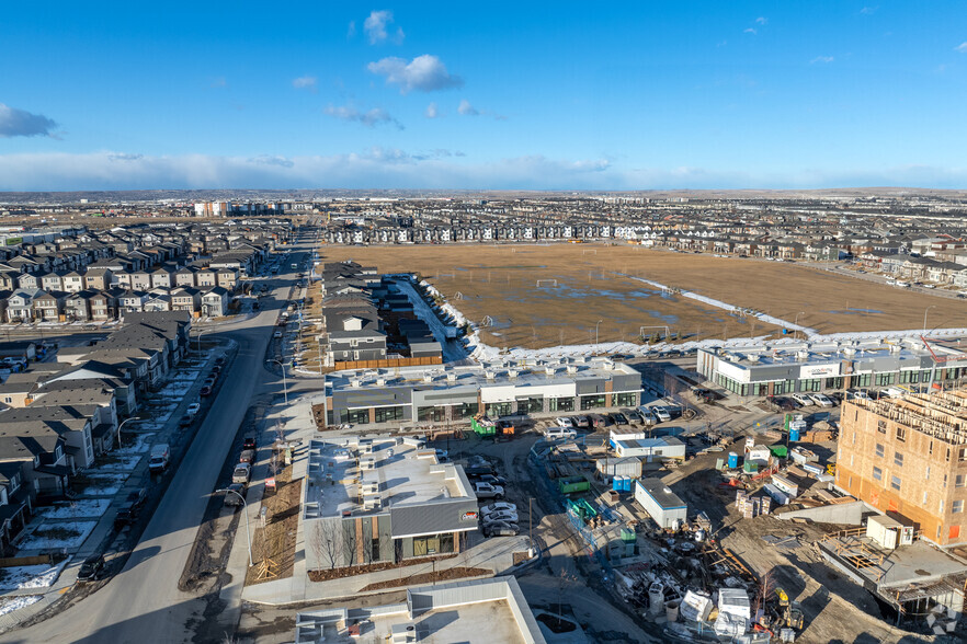 3876 NE Cornerstone Blvd NE, Calgary, AB en alquiler - Vista aérea - Imagen 2 de 2