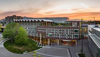 Más detalles de 6133 University Blvd, Vancouver, BC - Local en alquiler