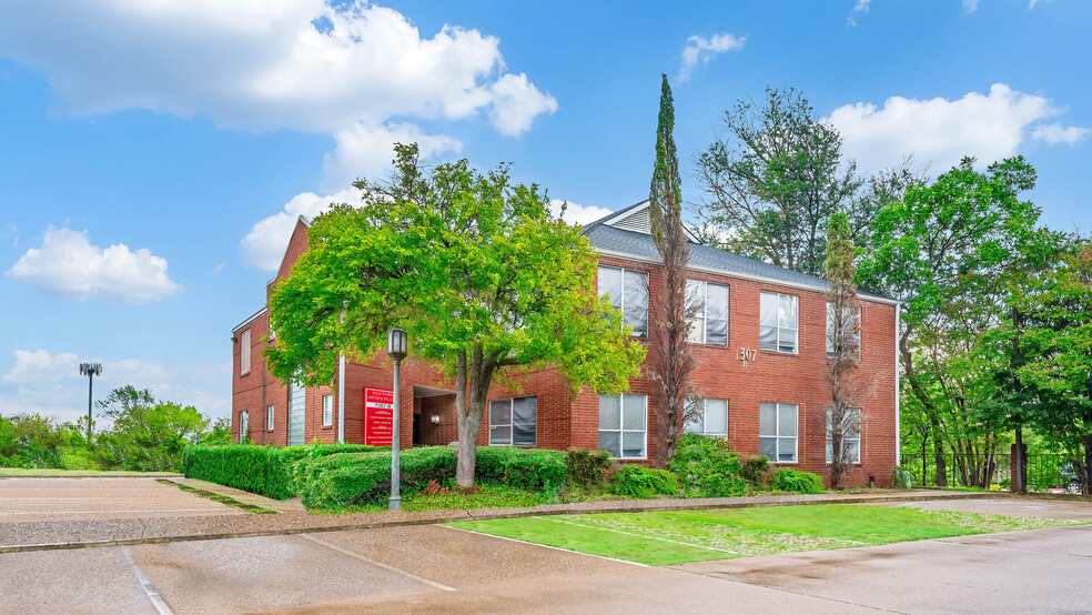 1307 W Abram St, Arlington, TX en alquiler - Foto del edificio - Imagen 1 de 43