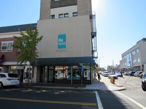 147 Smith St, Perth Amboy, NJ en alquiler Foto del edificio- Imagen 2 de 6