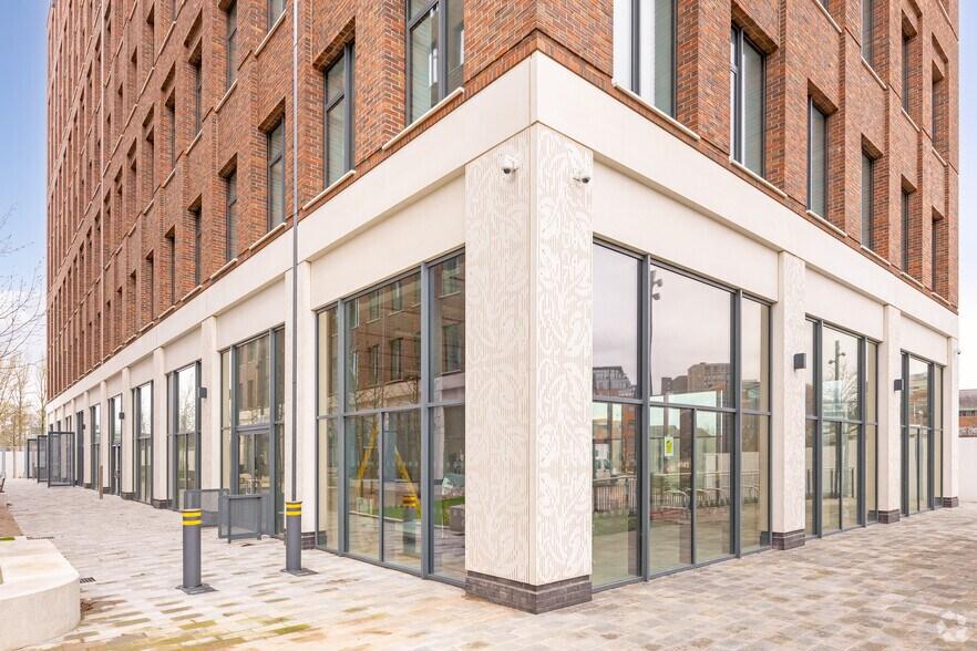 1 South Brook St, Leeds en alquiler - Foto del edificio - Imagen 2 de 11