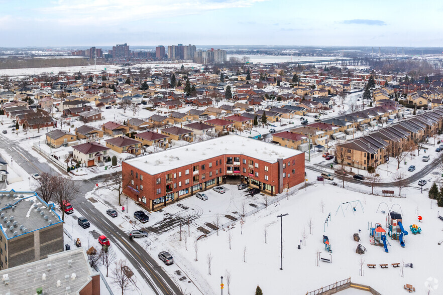 7465-7467 Av André-Ampère, Montréal, QC en alquiler - Vista aérea - Imagen 2 de 3