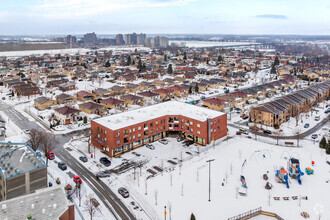 7465-7467 Av André-Ampère, Montréal, QC - VISTA AÉREA  vista de mapa