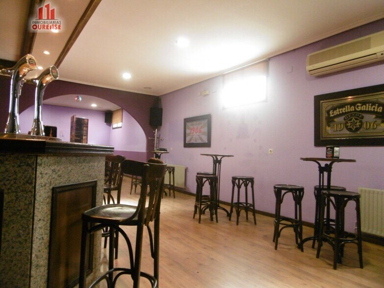 Local en Toén en venta - Foto del edificio - Imagen 2 de 9