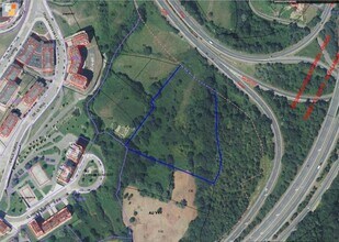 Oviedo, AST - AÉREA  vista de mapa