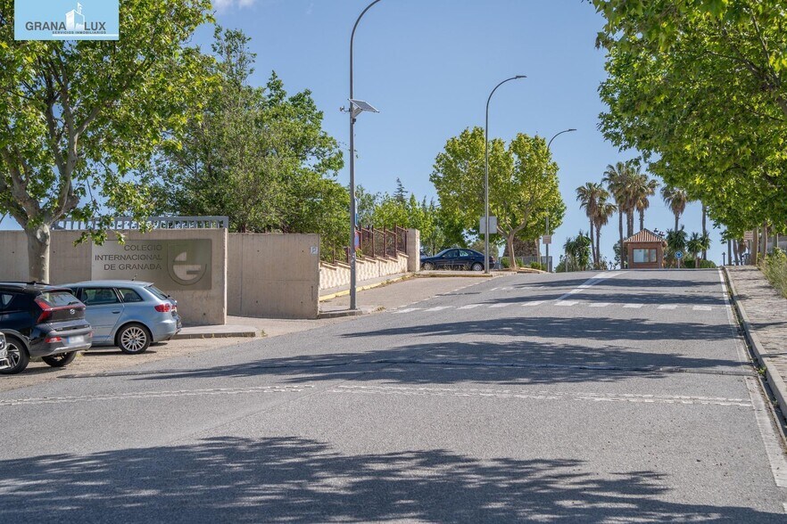 Calle Veleta, Dílar, Granada en venta - Foto del edificio - Imagen 3 de 28
