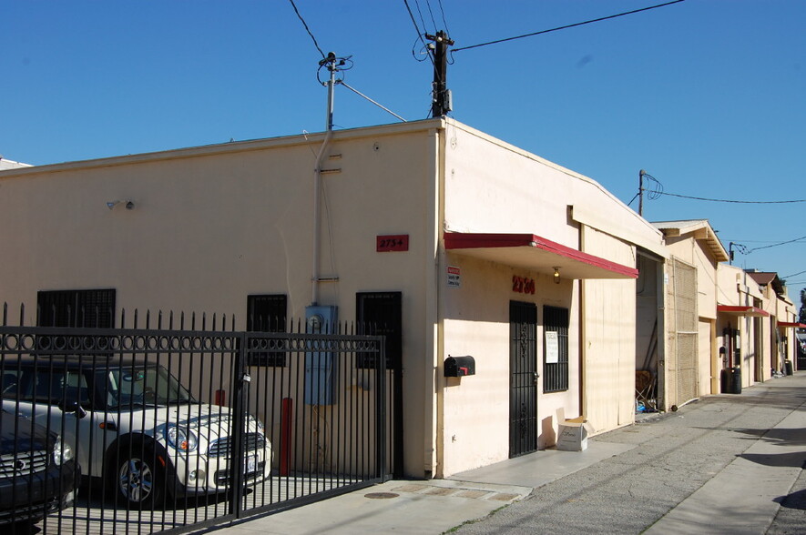 2734 Chico Ave, South El Monte, CA en alquiler - Foto del edificio - Imagen 1 de 9