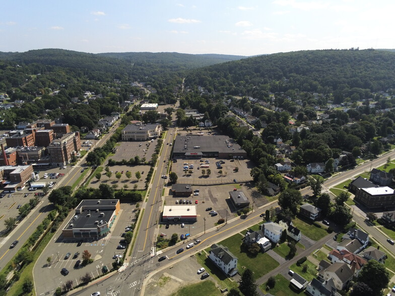 38 Pennsylvania Ave, Binghamton, NY en venta - Foto del edificio - Imagen 2 de 6