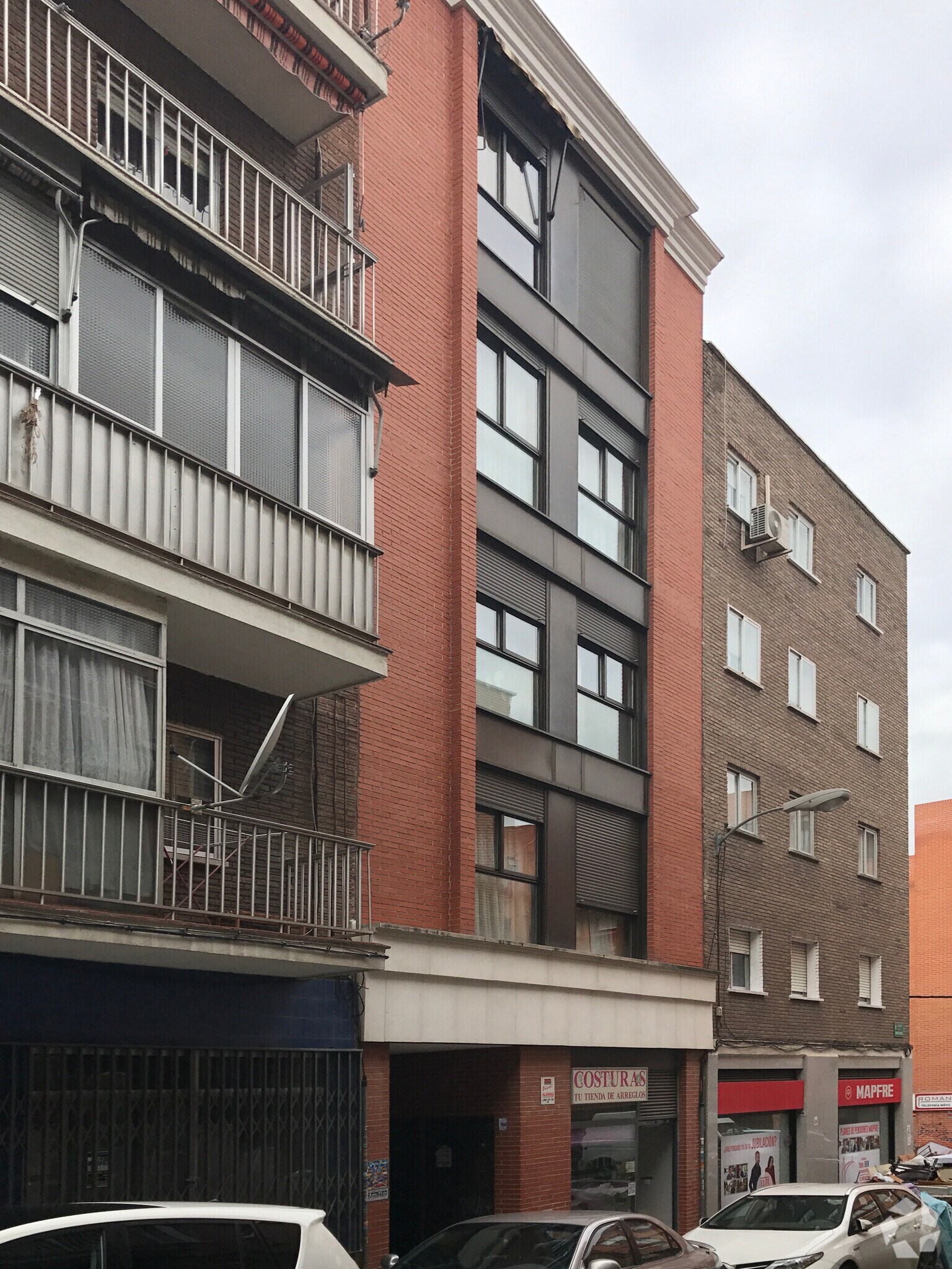 Calle Amparo Barrios, 5, Coslada, Madrid en venta Foto principal- Imagen 1 de 1