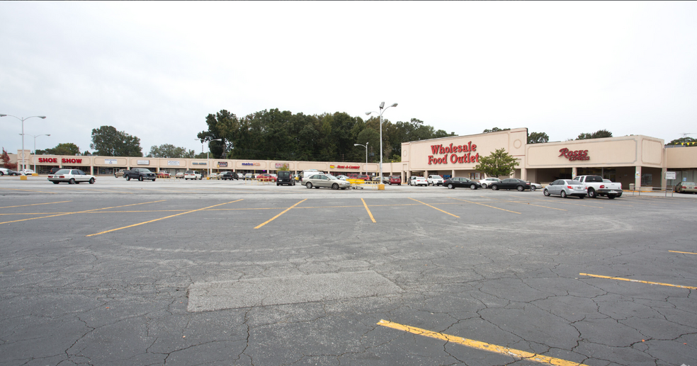 4839-4925 Jonesboro Rd, Forest Park, GA en alquiler - Foto del edificio - Imagen 3 de 16