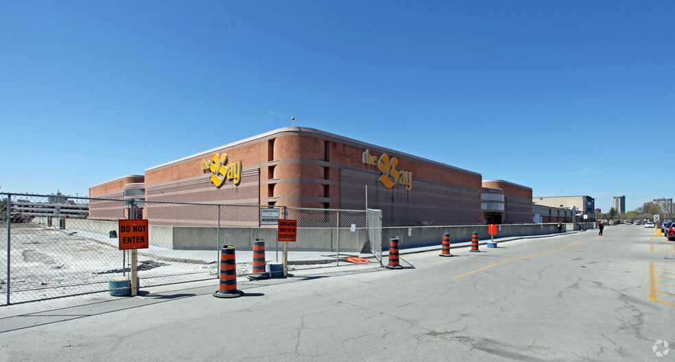 1800 Sheppard Ave E, Toronto, ON en alquiler - Foto del edificio - Imagen 2 de 4