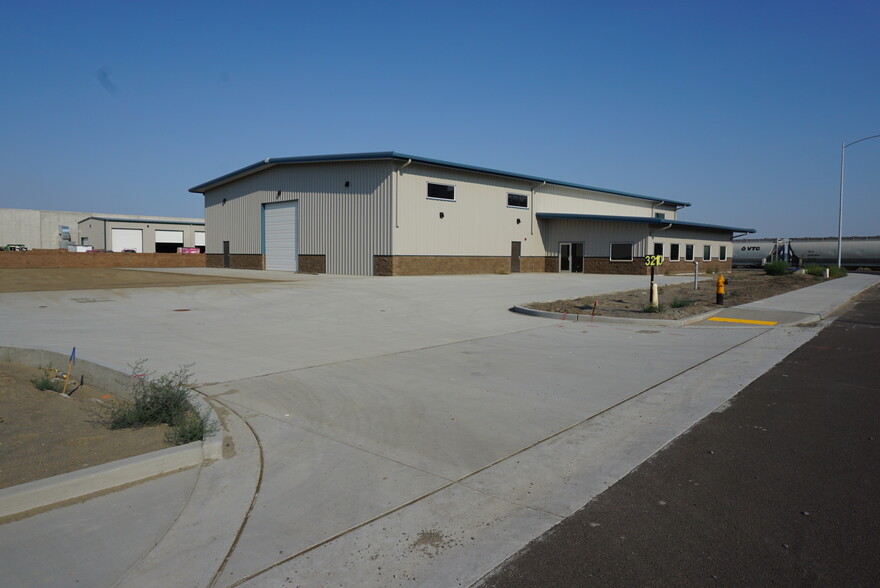 3210 N Rainier Ave, Pasco, WA en alquiler - Foto del edificio - Imagen 1 de 8