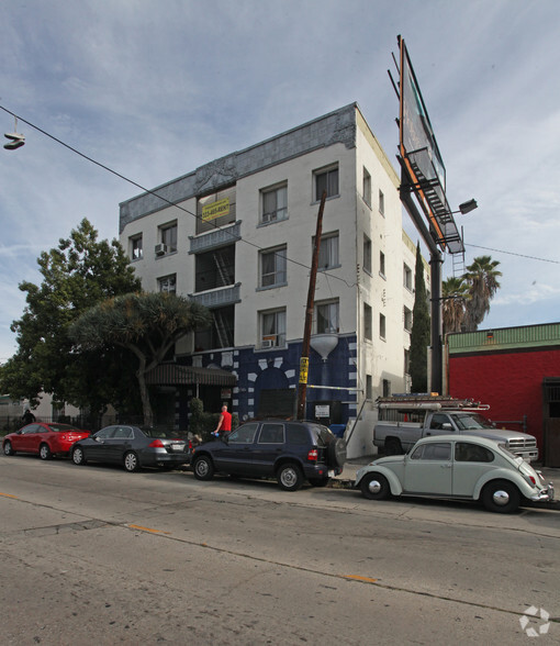 1516 N Normandie Ave, Los Angeles, CA en venta - Foto principal - Imagen 1 de 4