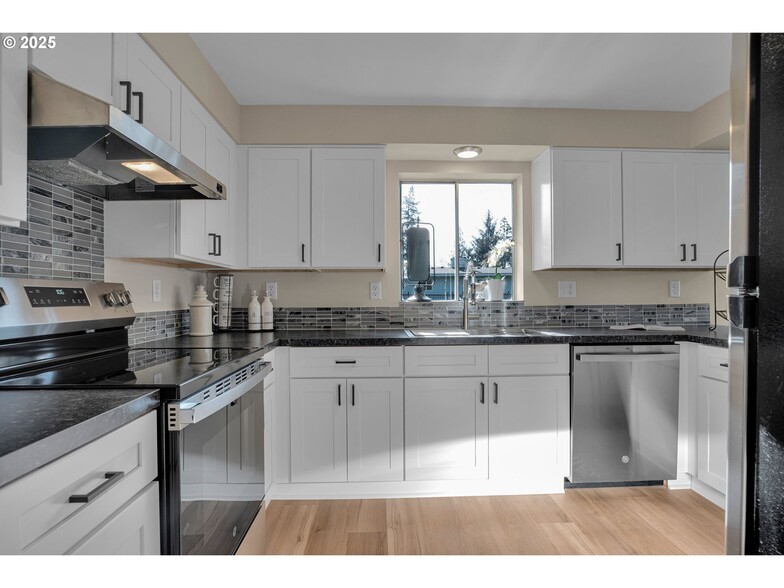 11745 SW 70th Ave, Tigard, OR en venta - Foto del edificio - Imagen 3 de 28