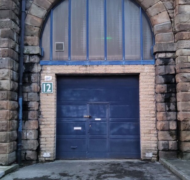 Waterloo Rd, Stalybridge en alquiler - Foto del edificio - Imagen 3 de 3