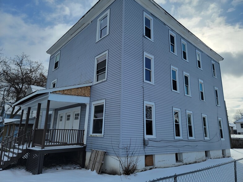 61 Thorp St, Binghamton, NY en venta - Foto del edificio - Imagen 3 de 12