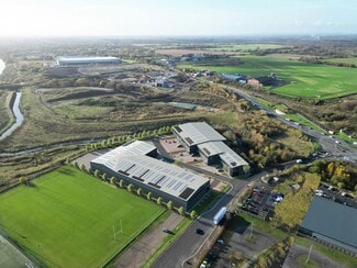 Más detalles de Westside, Manchester - Nave en alquiler