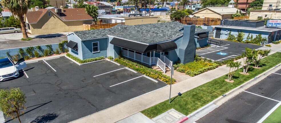 514 E Bonneville Ave, Las Vegas, NV en venta - Foto del edificio - Imagen 1 de 14